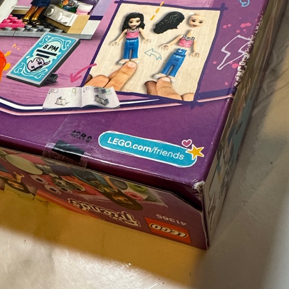 LEGO Friends # 41365 Emma’s Art Studio. Sealed. New. - Picture 7 of 17